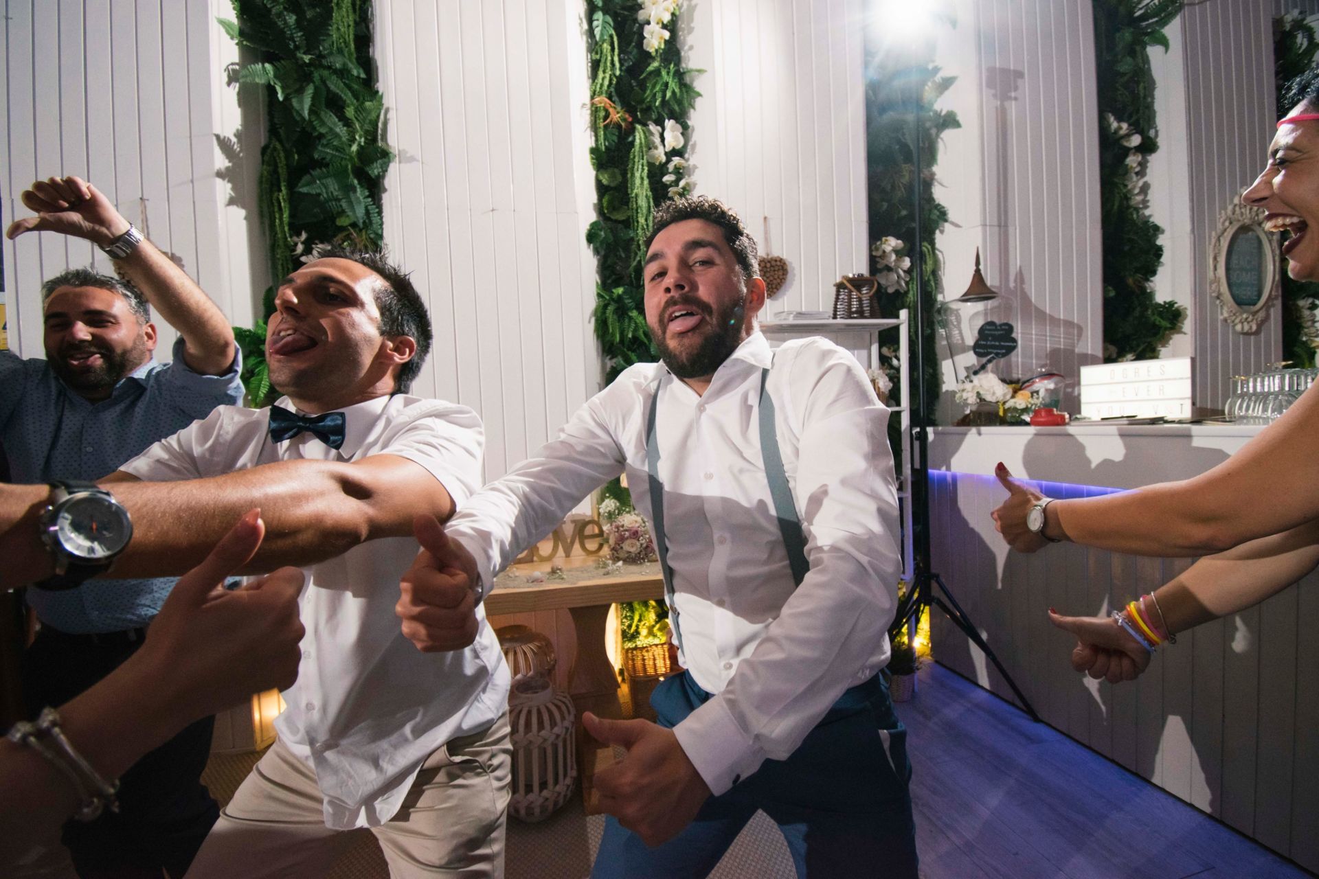 Foto Emocionante Casamento na Praia - Viviana e Tiago Foto Emocionante Casamento na Praia - Viviana e Tiago - Imagem 94