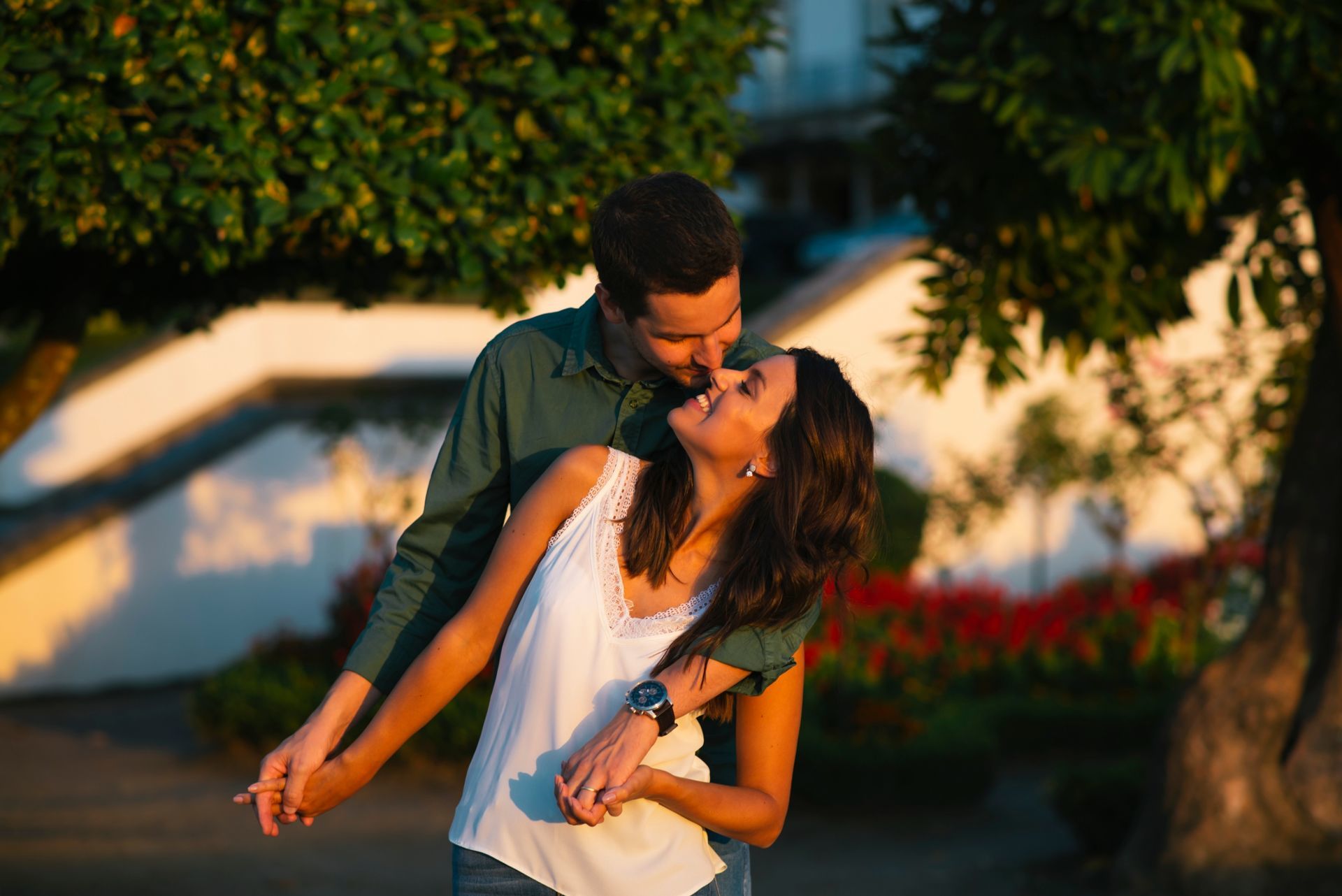 Foto Um pôr do sol incrível e um casal apaixonado - Bom Jesus do Monte Foto Um pôr do sol incrível e um casal apaixonado - Bom Jesus do Monte - Imagem 16