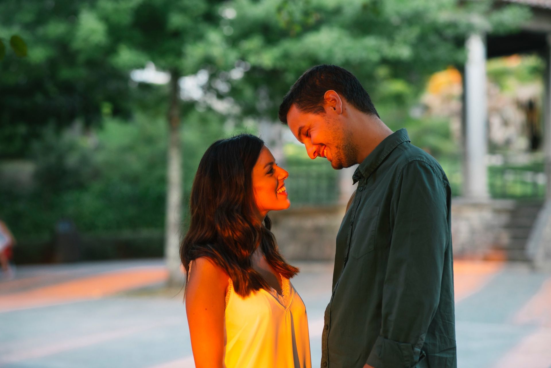 Foto Um pôr do sol incrível e um casal apaixonado - Bom Jesus do Monte Foto Um pôr do sol incrível e um casal apaixonado - Bom Jesus do Monte - Imagem 22