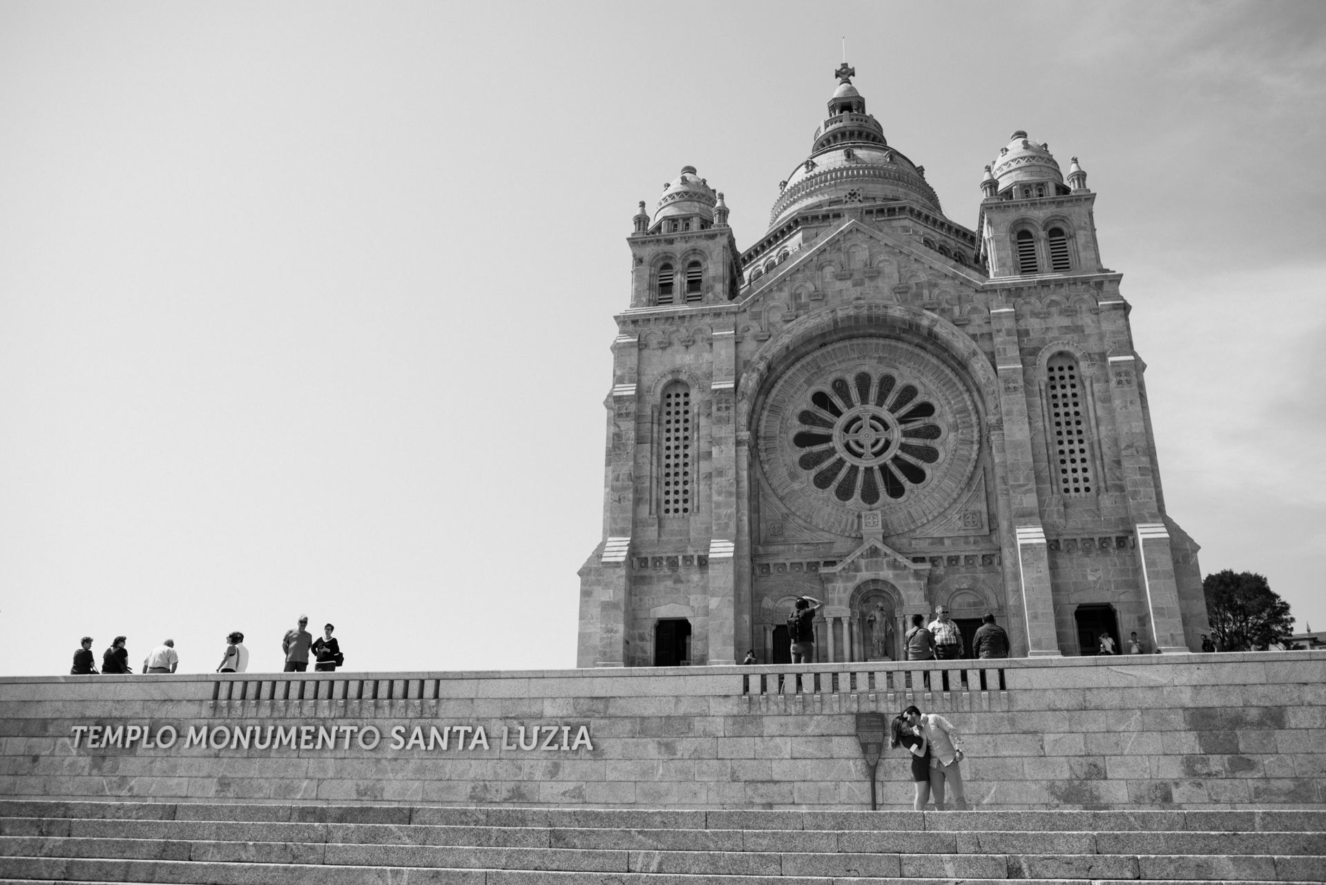Foto Dois Corações, Duas Cidades, Uma História de Amor Foto Dois Corações, Duas Cidades, Uma História de Amor - Imagem 2