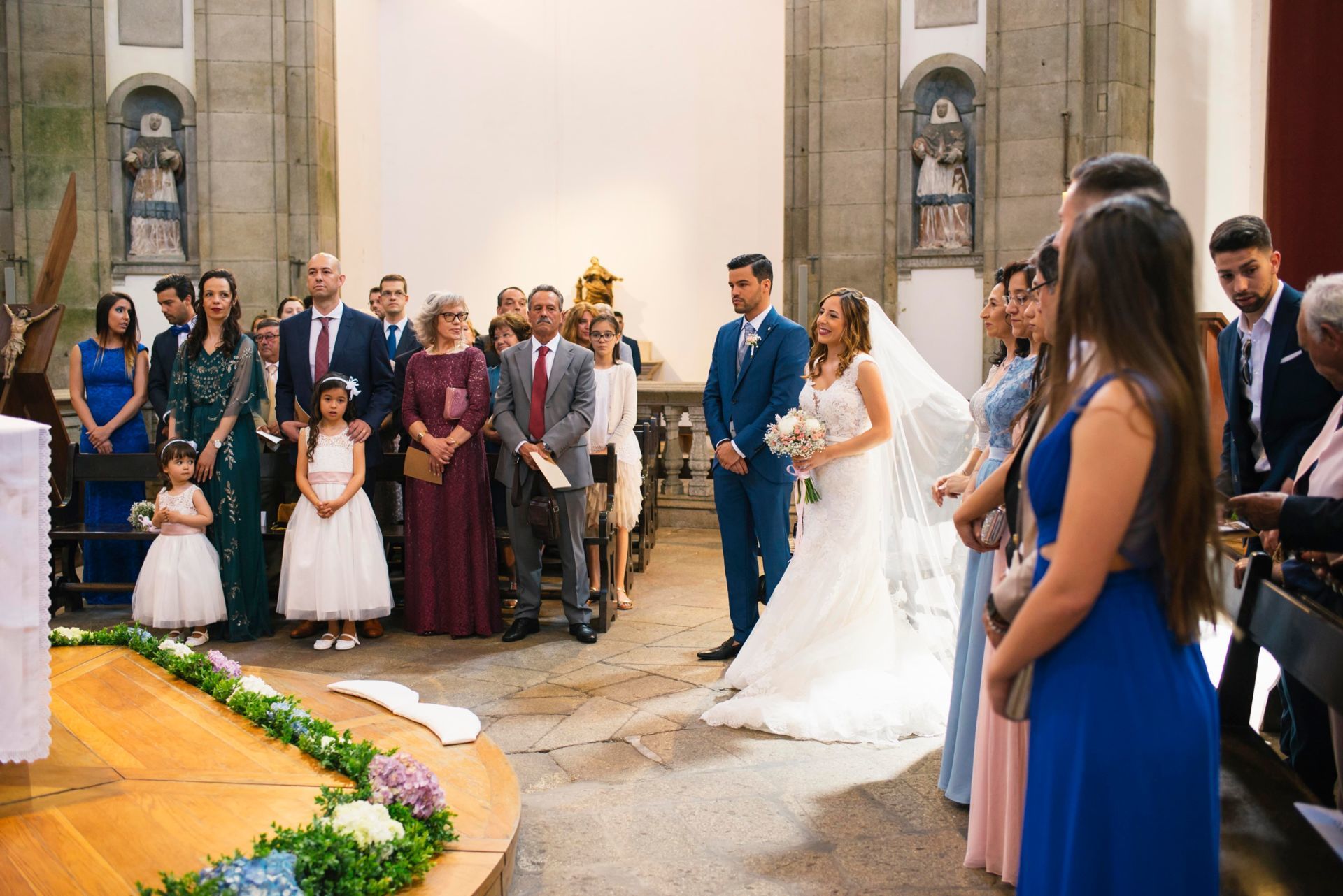 Foto Ali, Dissemos Que Era Amor Para A Vida Toda - Mosteiro da Serra do Pilar Foto Ali, Dissemos Que Era Amor Para A Vida Toda - Mosteiro da Serra do Pilar - Imagem 52