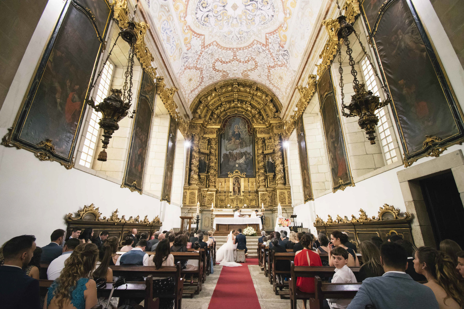 Foto Como fazer a entrada e a saída da igreja no dia do casamento? Foto Como fazer a entrada e a saída da igreja no dia do casamento? - Imagem 7