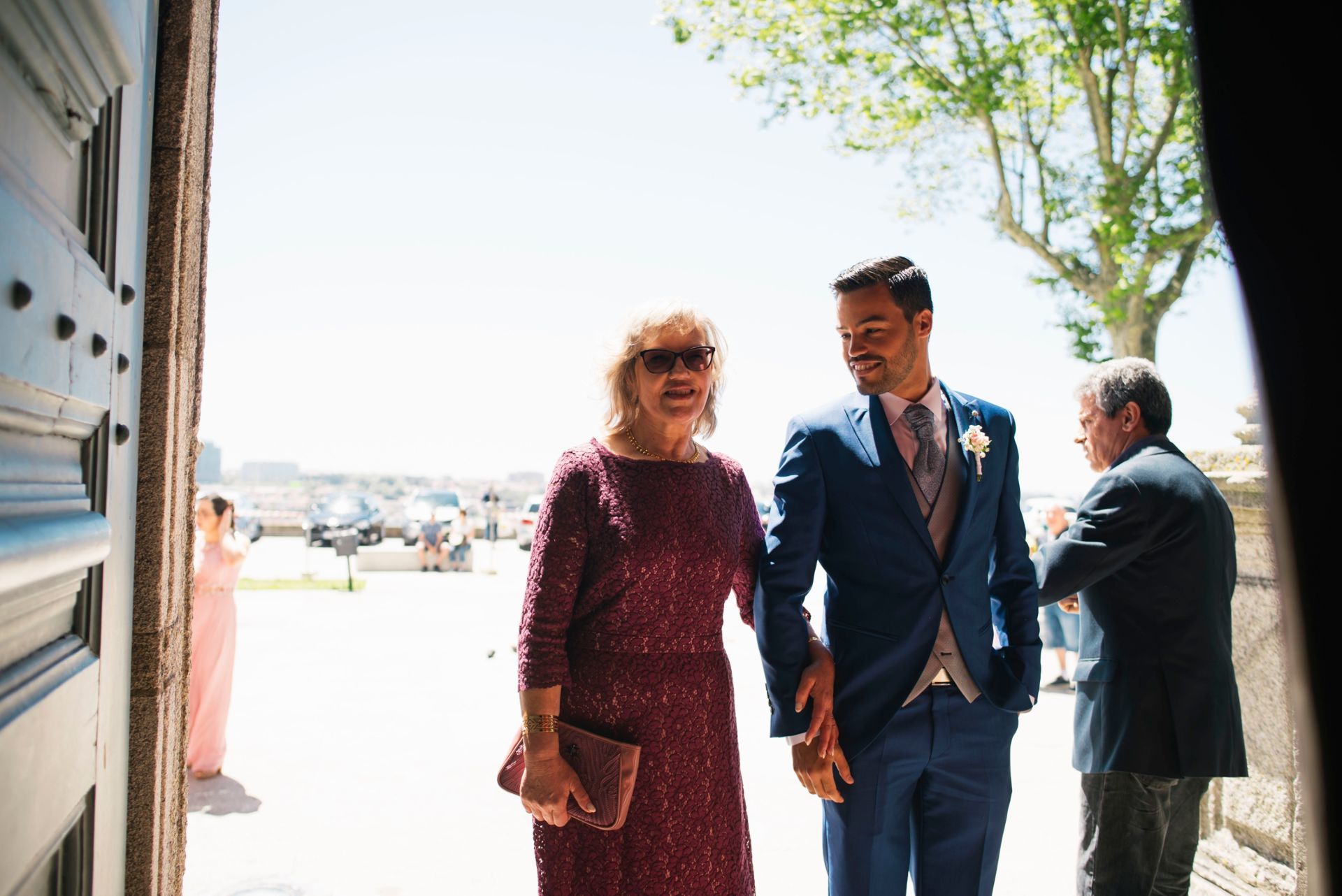 Foto Como fazer a entrada e a saída da igreja no dia do casamento? Foto Como fazer a entrada e a saída da igreja no dia do casamento? - Imagem 4