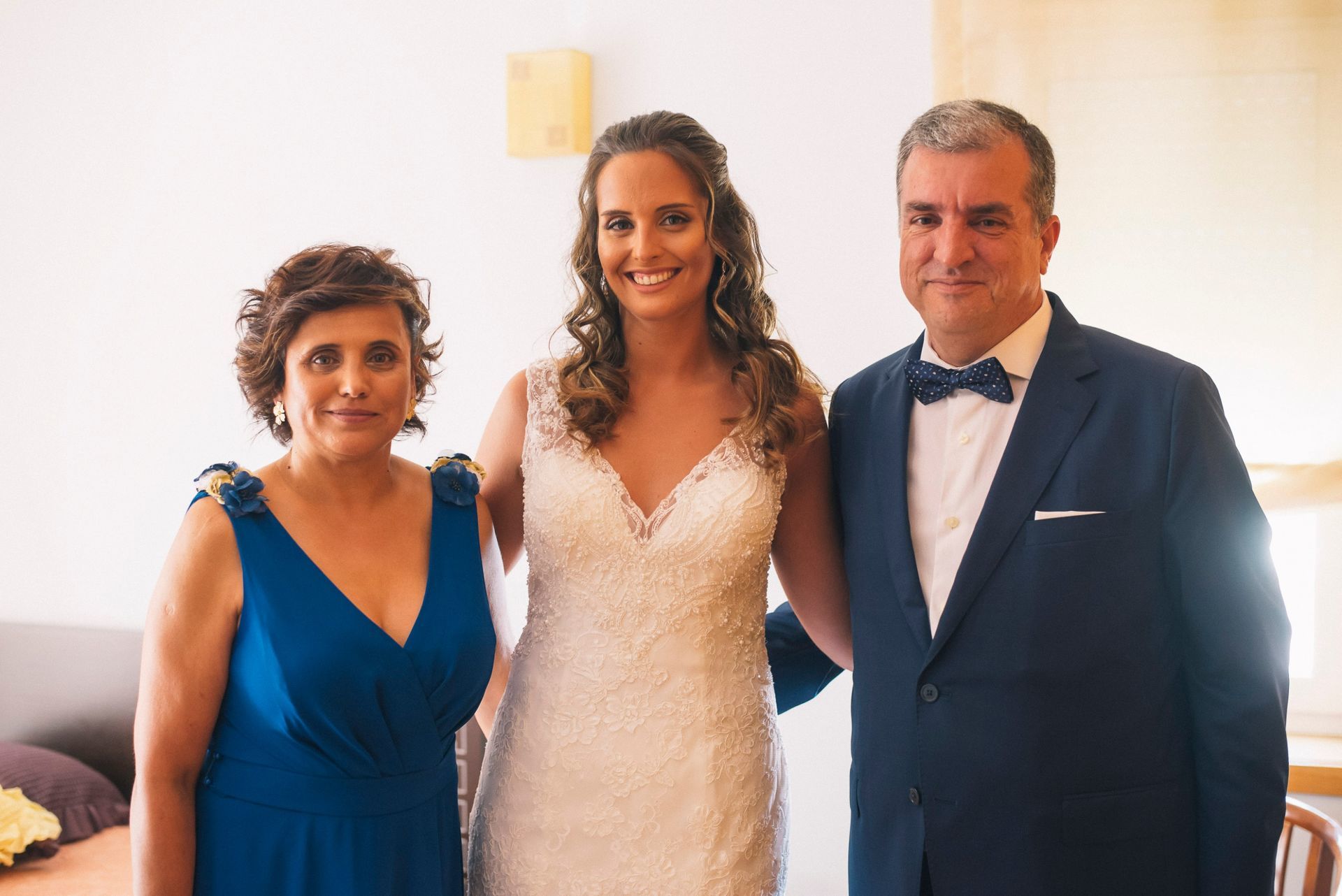 Foto Quem ajuda a vestir a noiva e o noivo no dia do casamento? Foto Quem ajuda a vestir a noiva e o noivo no dia do casamento? - Imagem 18