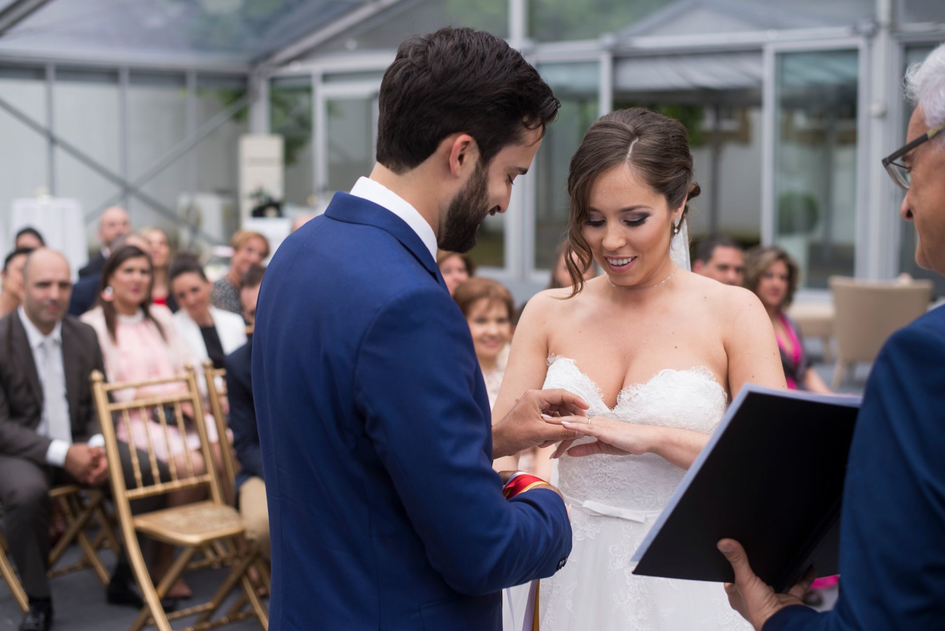 Foto O que simboliza a aliança no casamento? Foto O que simboliza a aliança no casamento? - Imagem 10