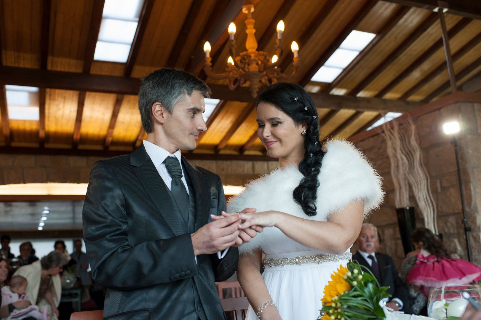 Foto O que simboliza a aliança no casamento? Foto O que simboliza a aliança no casamento? - Imagem 21