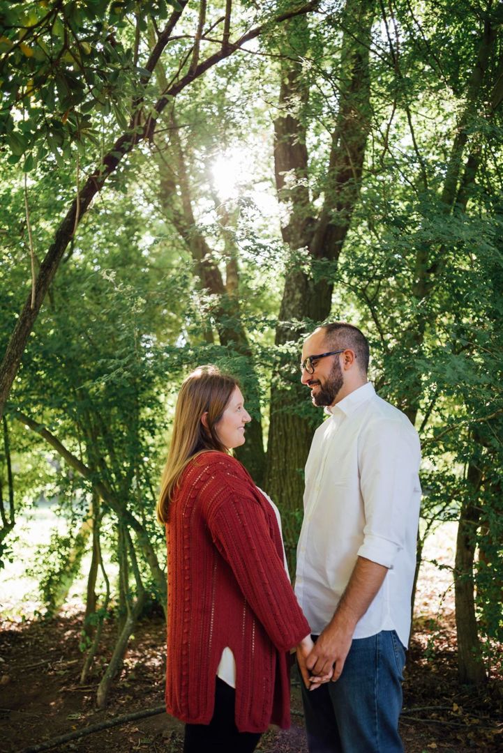 Foto Doce casal em passeio romântico no Porto - Parque da Cidade Foto Doce casal em passeio romântico no Porto - Parque da Cidade - Imagem 1