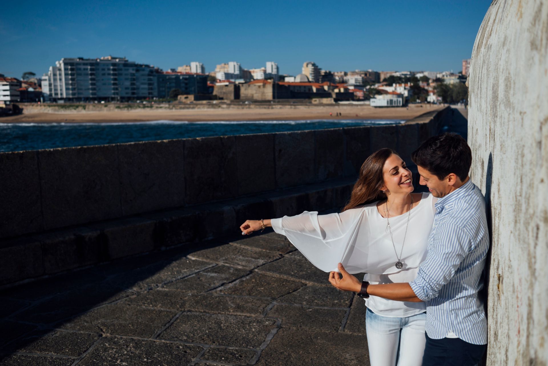 Foto Amor e diversão em sessão à beira rio - Foz do Douro Foto Amor e diversão em sessão à beira rio - Foz do Douro - Imagem 33