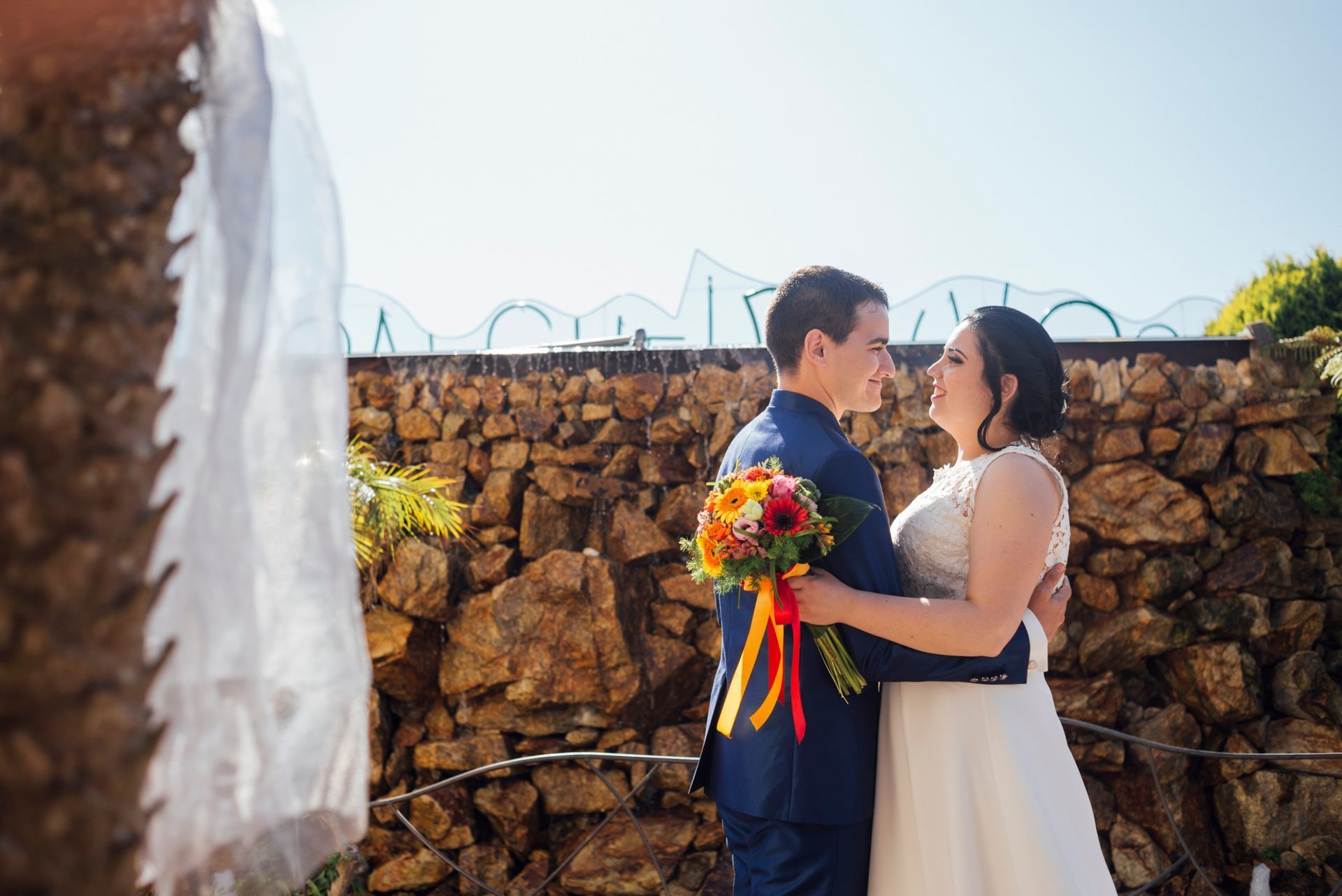 Foto Sorrisos e Simplicidade num bonito casamento em Oliveira de Azeméis - Diana e Fernando Foto Sorrisos e Simplicidade num bonito casamento em Oliveira de Azeméis - Diana e Fernando - Imagem 100