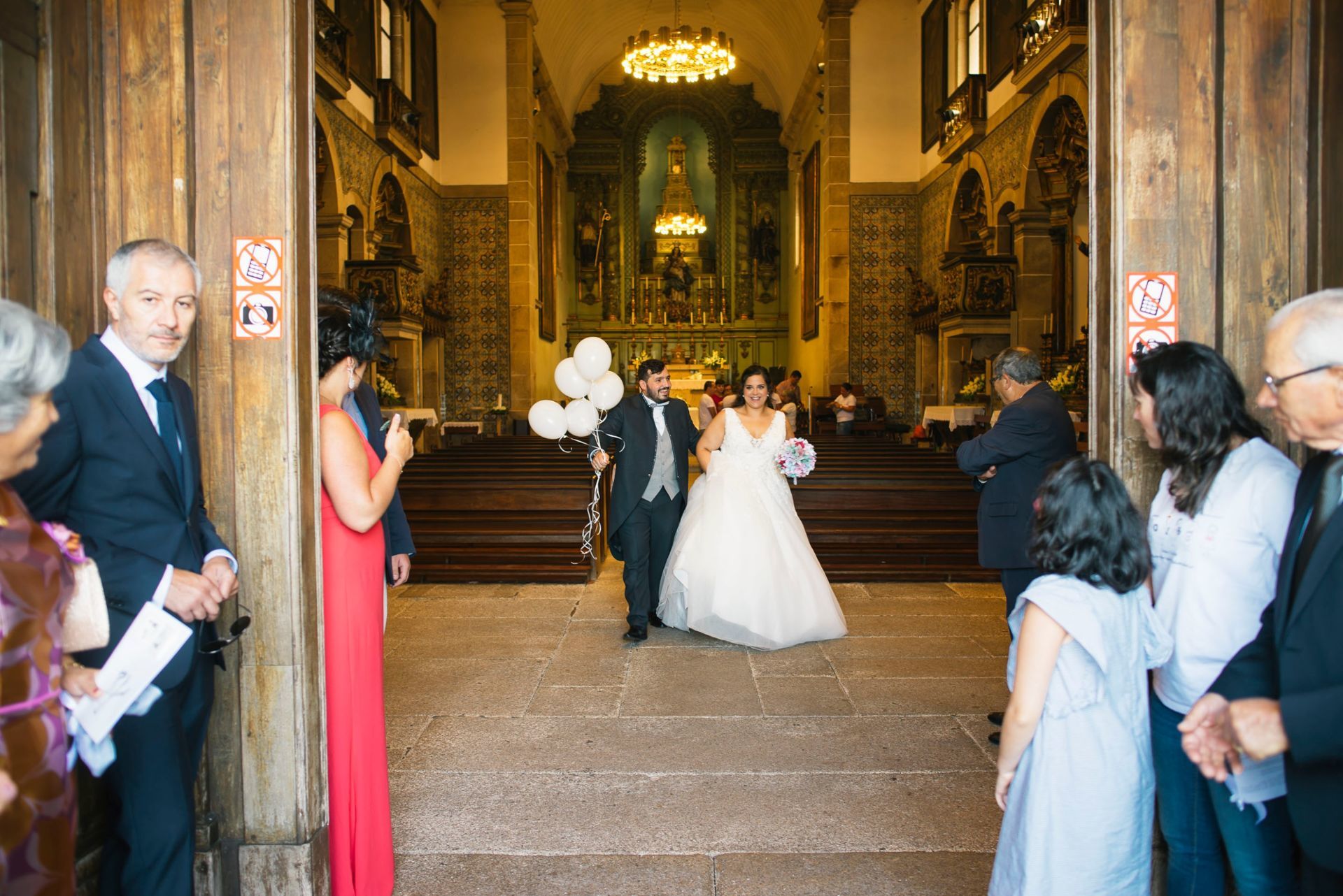 Foto Alegria e diversão em emotivo casamento em Alfena - Daniela e André Foto Alegria e diversão em emotivo casamento em Alfena - Daniela e André - Imagem 55