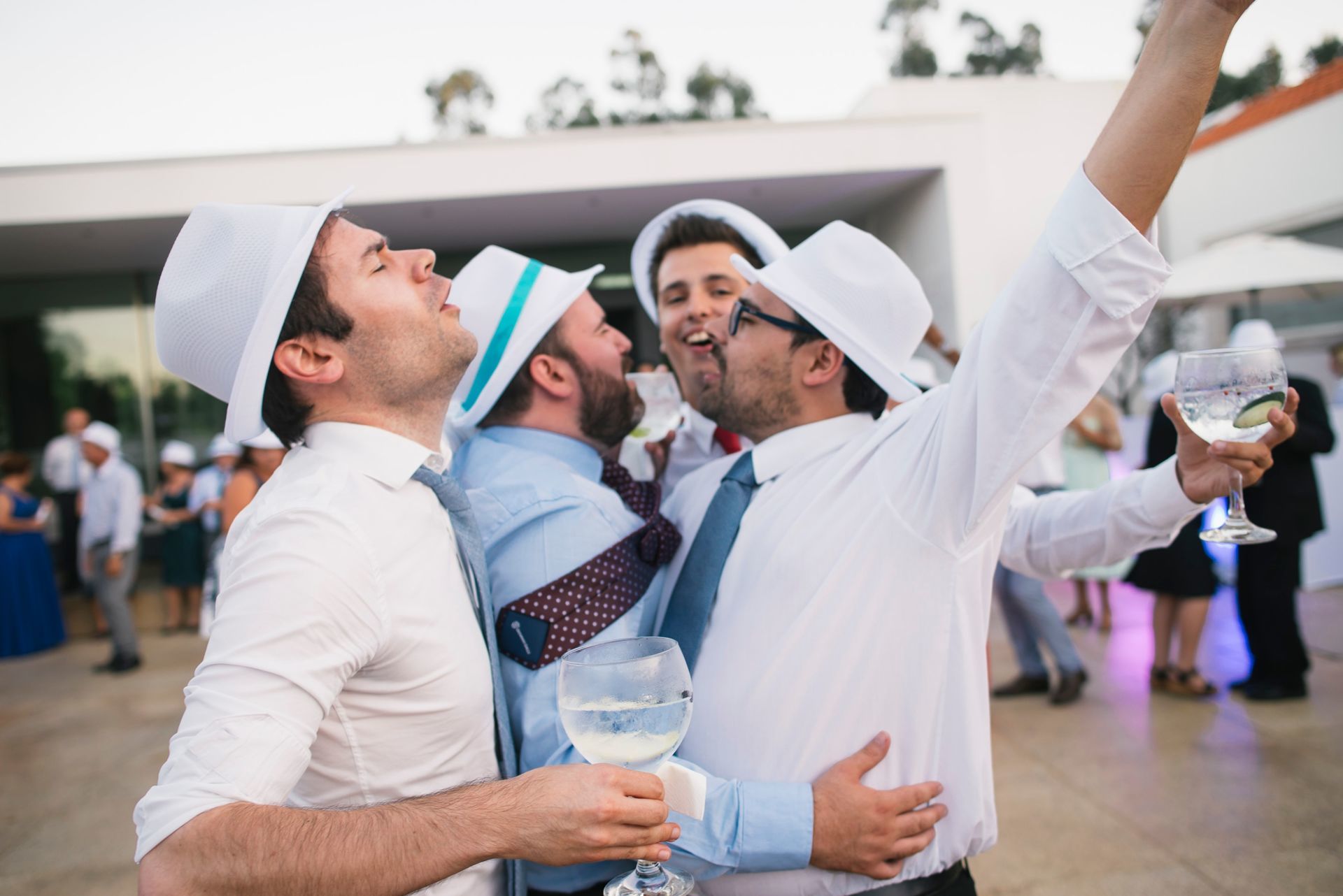 Foto Alegria e diversão em emotivo casamento em Alfena - Daniela e André Foto Alegria e diversão em emotivo casamento em Alfena - Daniela e André - Imagem 84
