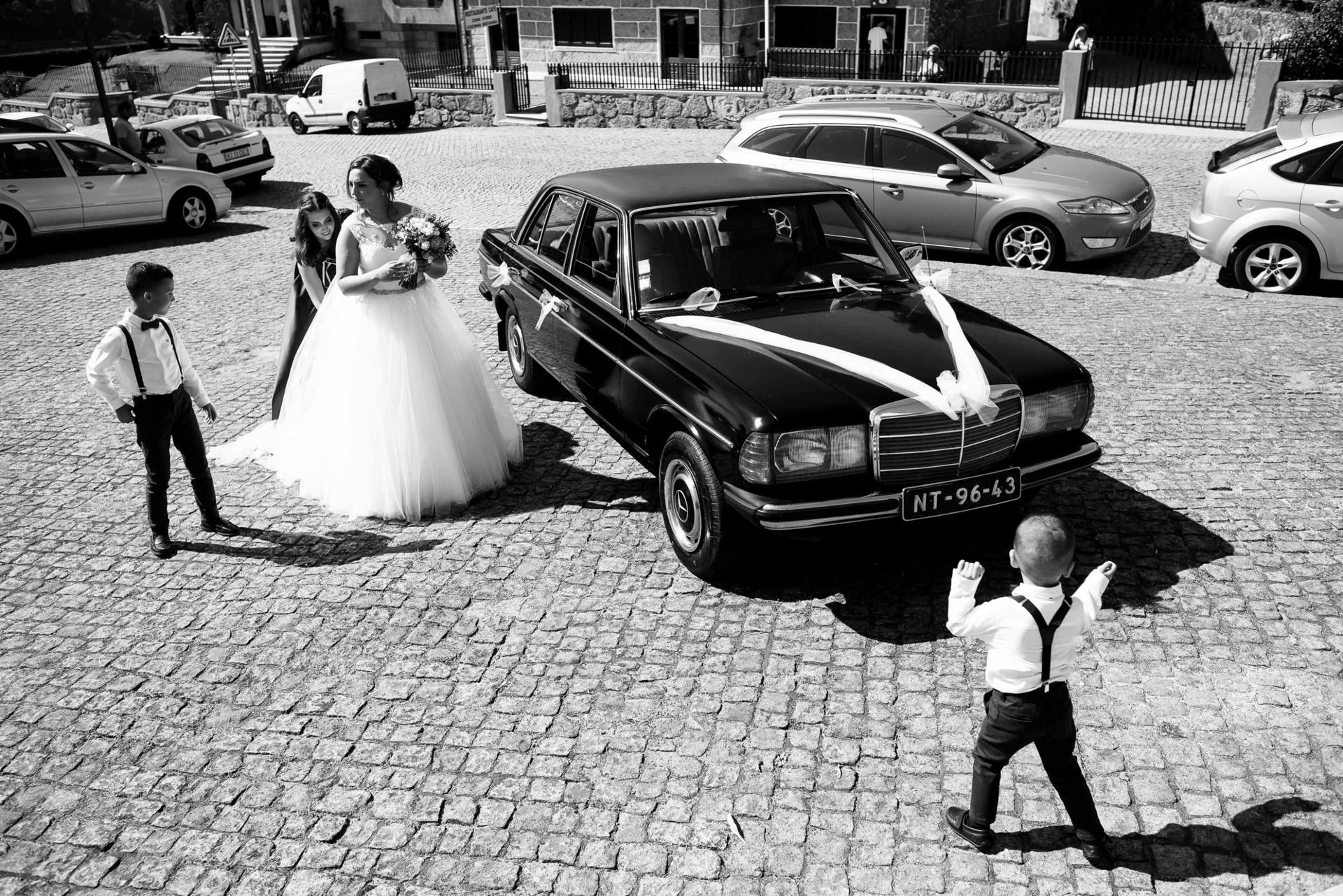 Foto Bombos e uma festa épica num grandioso casamento em Monte Córdova - Carla e Bruno Foto Bombos e uma festa épica num grandioso casamento em Monte Córdova - Carla e Bruno - Imagem 35