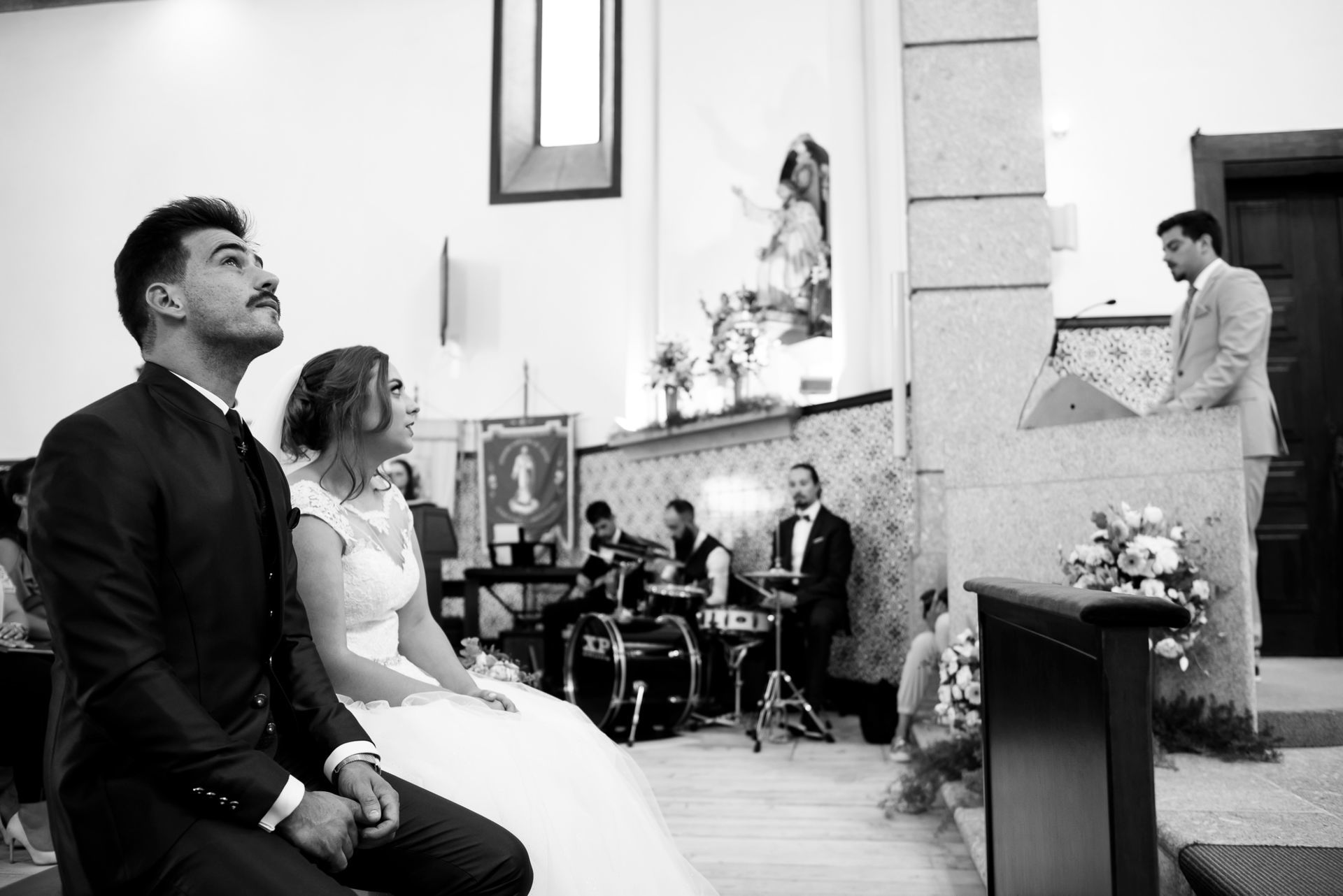 Foto Bombos e uma festa épica num grandioso casamento em Monte Córdova - Carla e Bruno Foto Bombos e uma festa épica num grandioso casamento em Monte Córdova - Carla e Bruno - Imagem 49