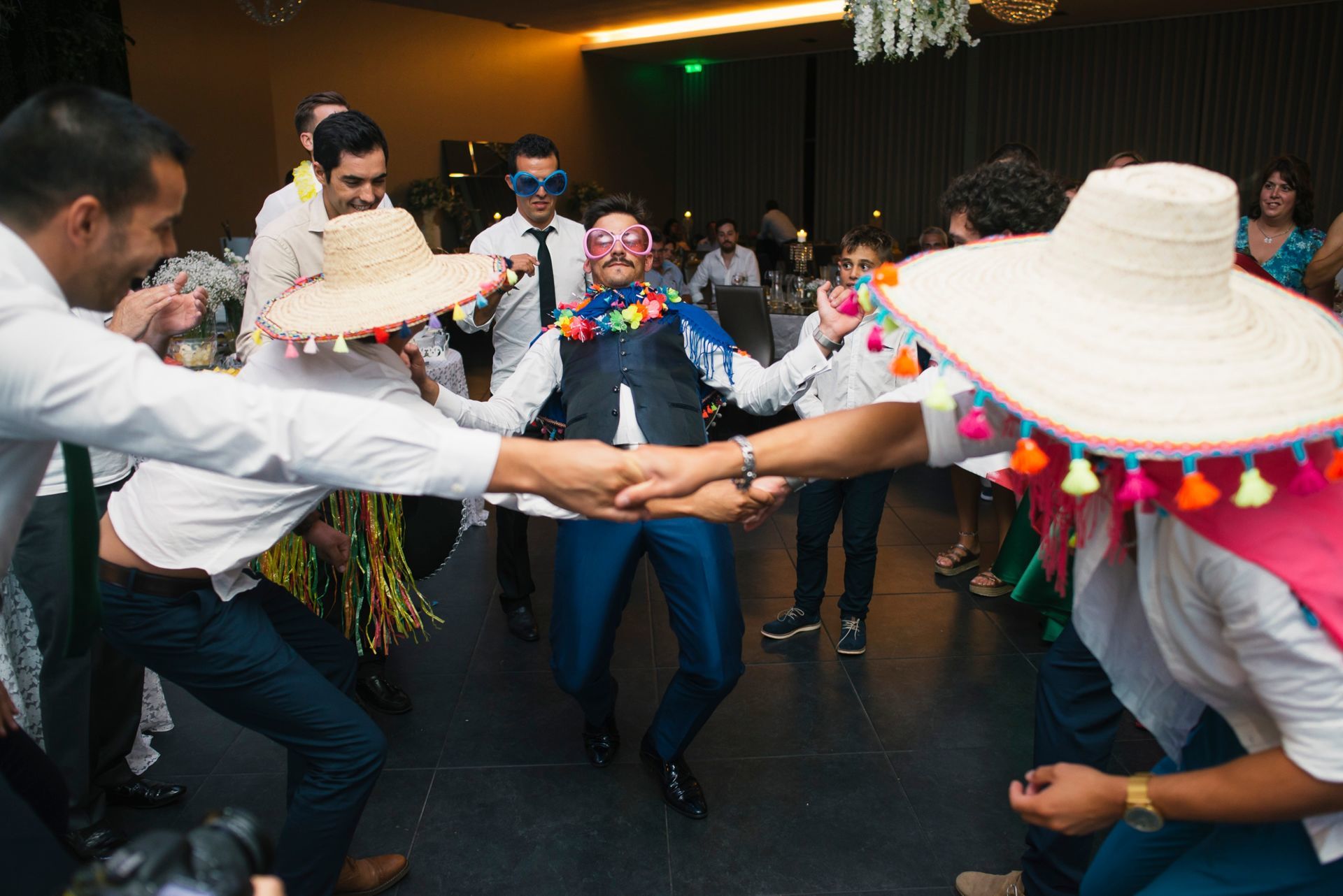 Foto Bombos e uma festa épica num grandioso casamento em Monte Córdova - Carla e Bruno Foto Bombos e uma festa épica num grandioso casamento em Monte Córdova - Carla e Bruno - Imagem 114