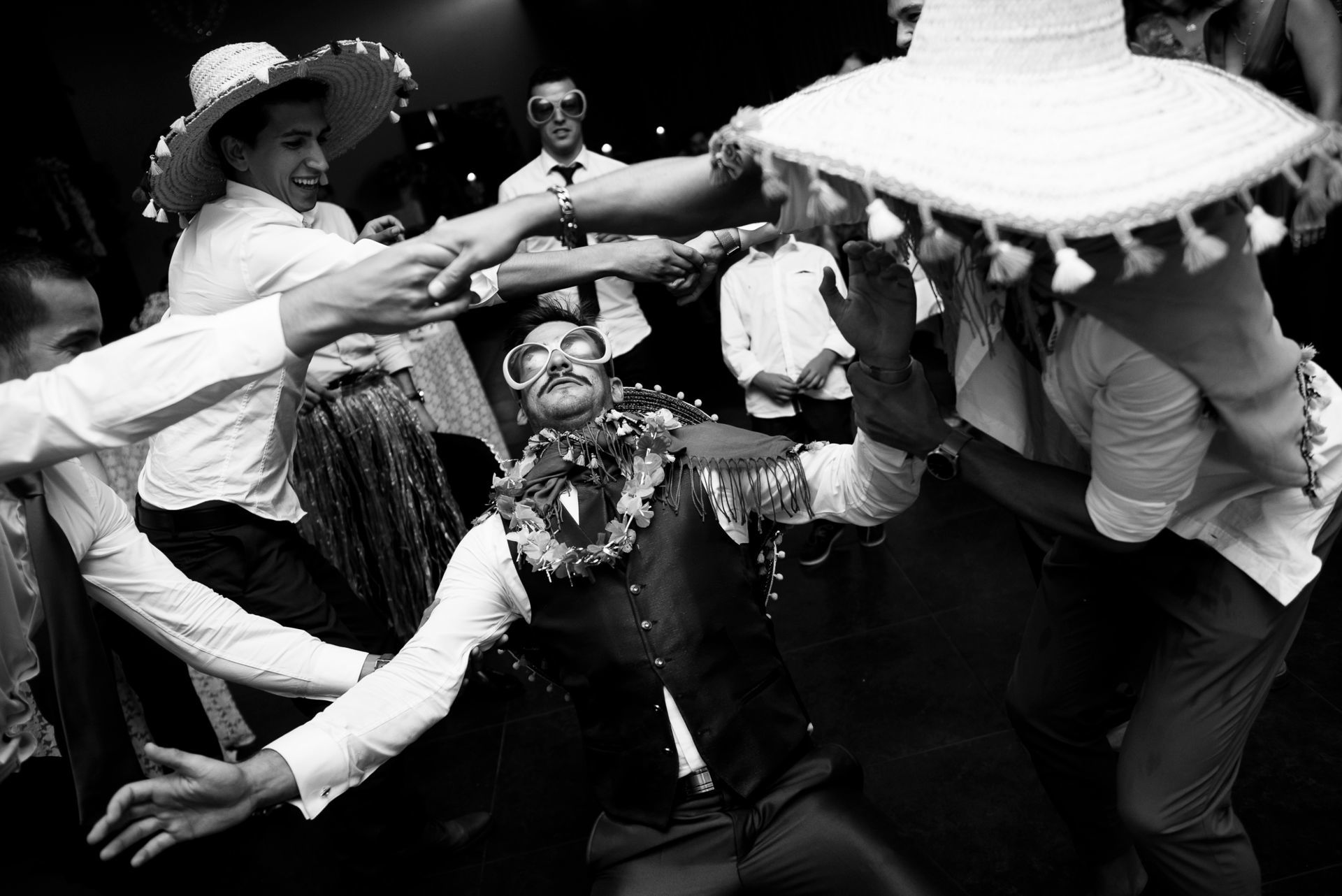 Foto Bombos e uma festa épica num grandioso casamento em Monte Córdova - Carla e Bruno Foto Bombos e uma festa épica num grandioso casamento em Monte Córdova - Carla e Bruno - Imagem 115