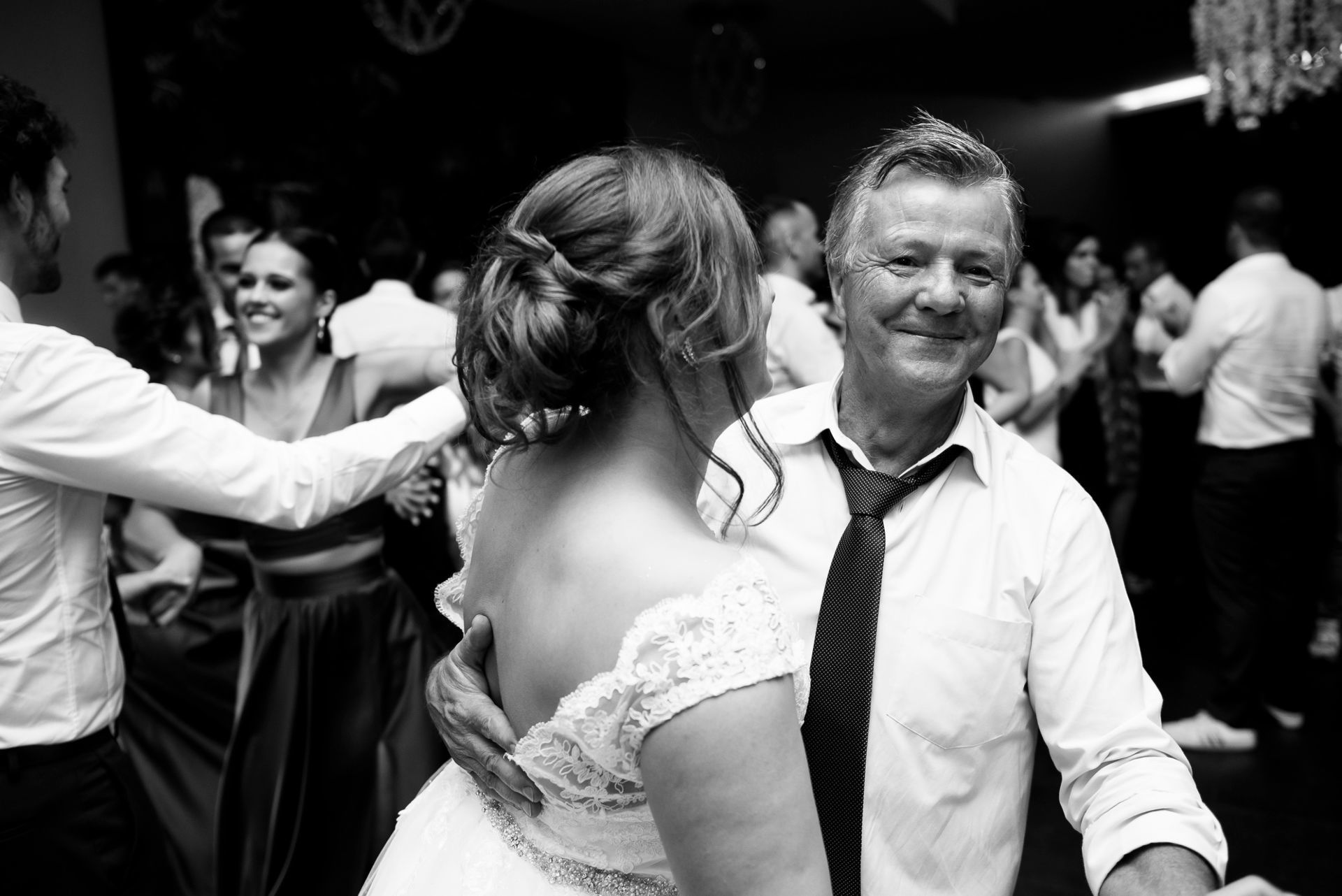 Foto Bombos e uma festa épica num grandioso casamento em Monte Córdova - Carla e Bruno Foto Bombos e uma festa épica num grandioso casamento em Monte Córdova - Carla e Bruno - Imagem 100